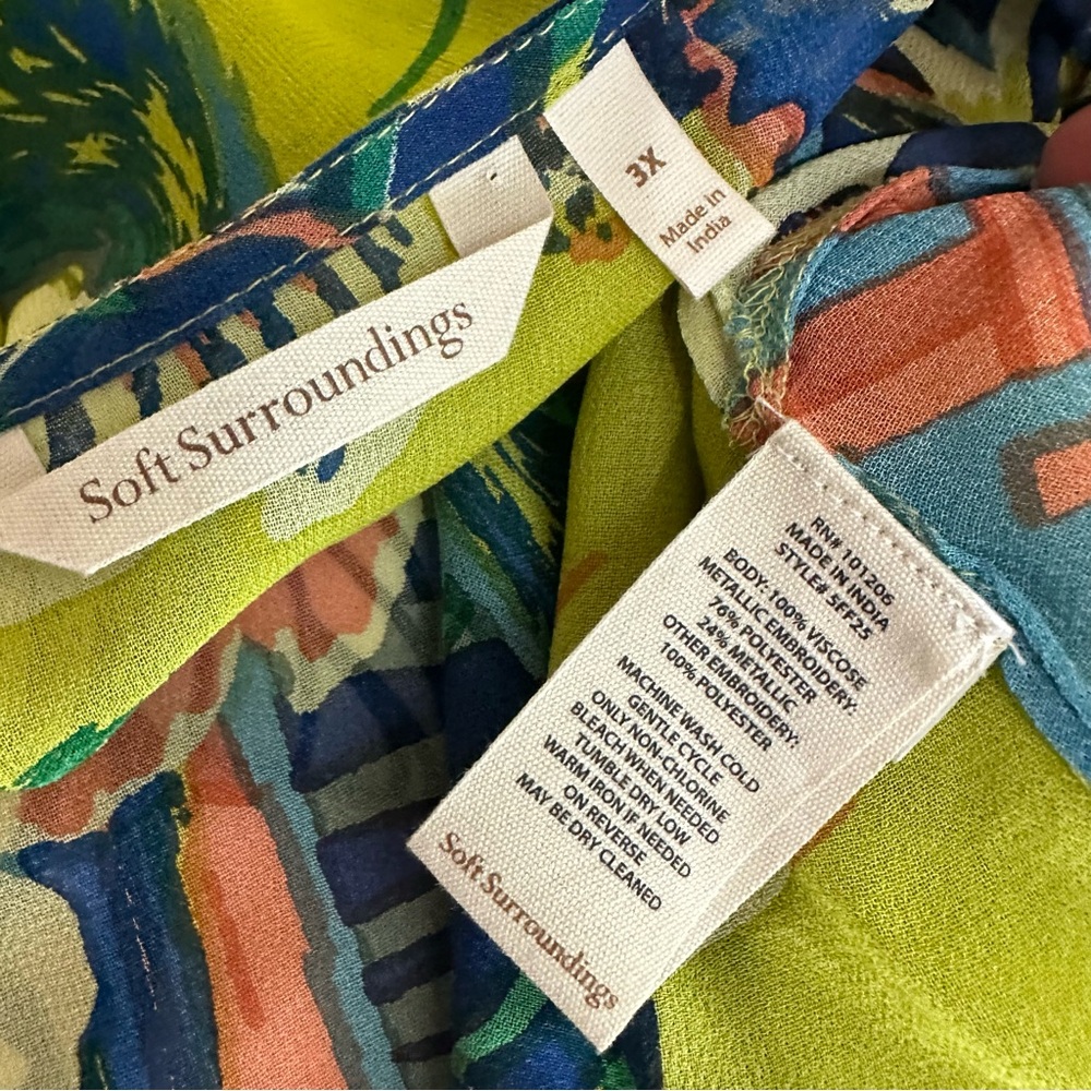 Soft Surroundings Colorful Tropical Curaco Parrot Floral Kimono Size 3X - Picture 13 of 13